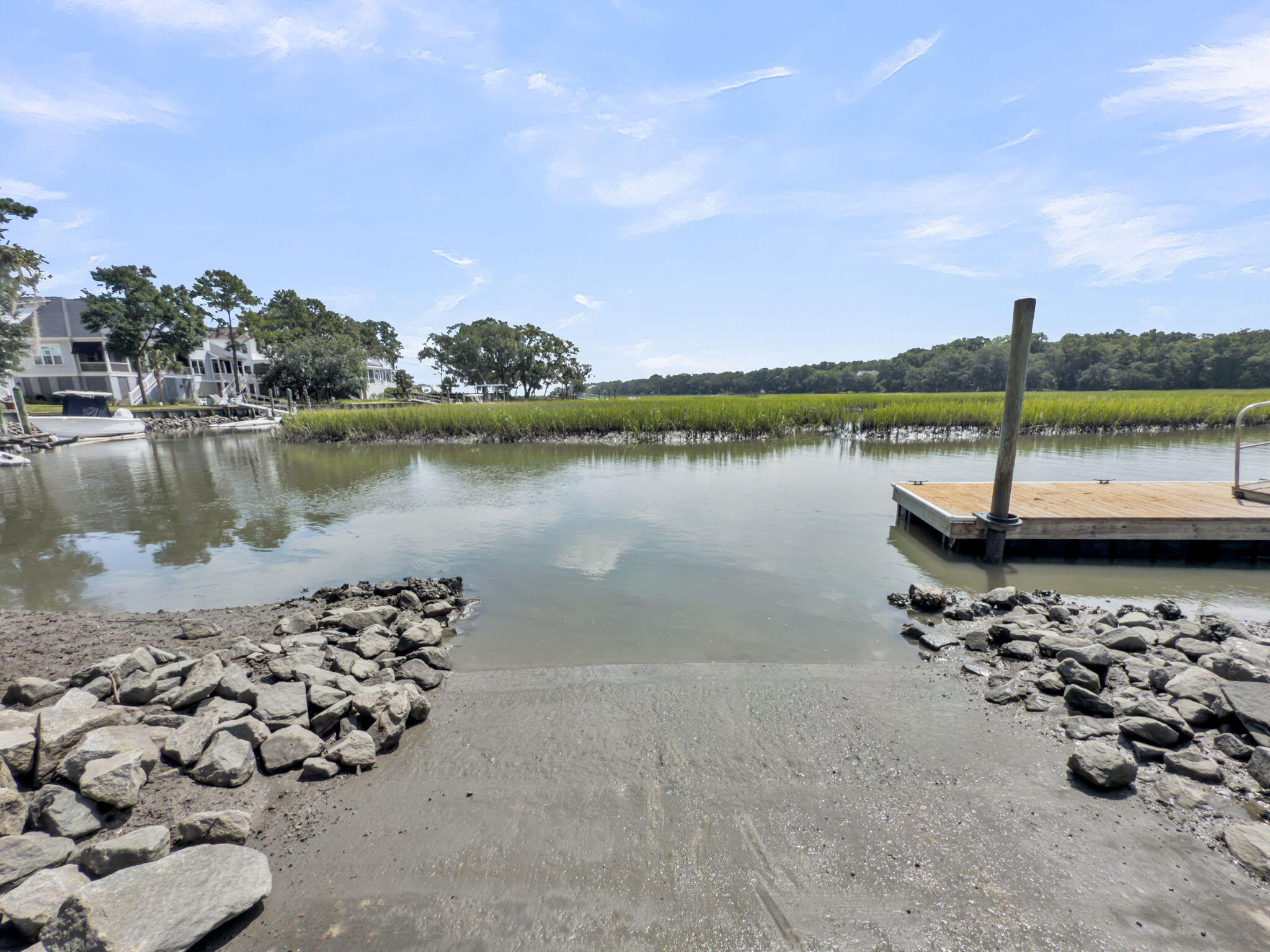 Charleston, South Carolina, 29412, United States, 4 Bedrooms Bedrooms, ,2 BathroomsBathrooms,Residential,For Sale,1985691