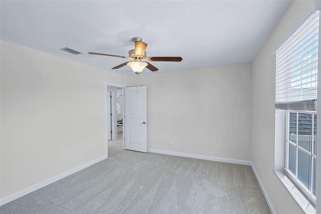 Land O Lakes, Florida, 34639, United States, 5 Bedrooms Bedrooms, ,3 BathroomsBathrooms,Residential,For Sale,1932584