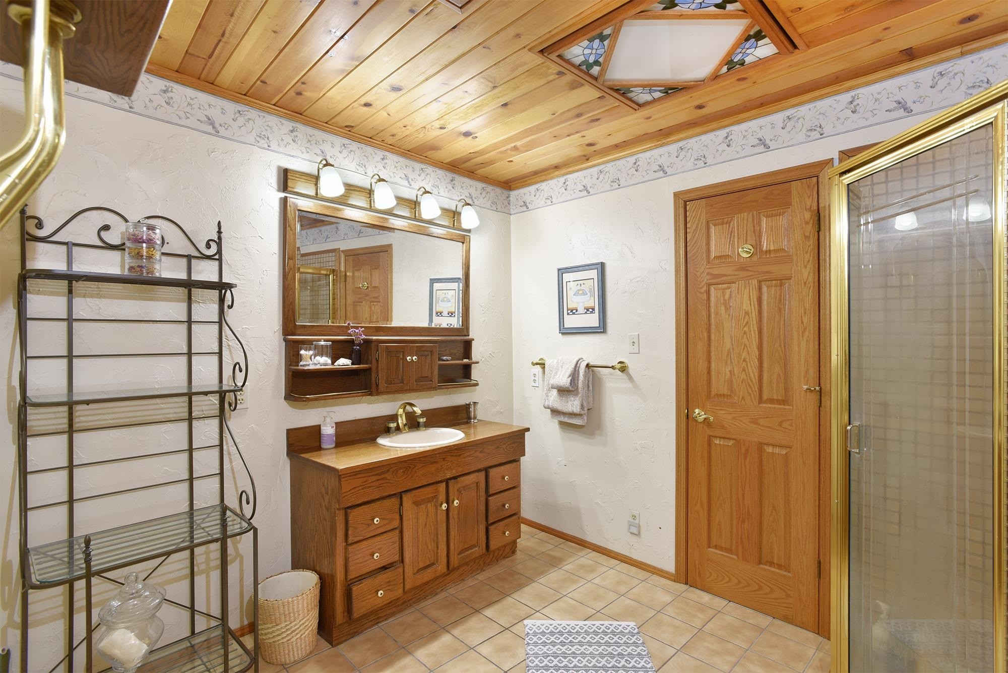 Weed, California, 96094, United States, 2 Bedrooms Bedrooms, ,2 BathroomsBathrooms,Residential,For Sale,1981439