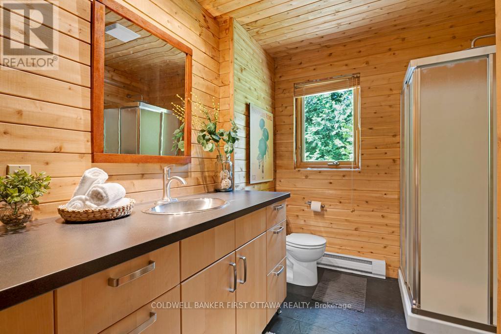 FRONTENAC (FRONTENAC NORTH), Ontario, K0H 2J0, CA, 3 Bedrooms Bedrooms, ,1 BathroomBathrooms,Residential,For Sale,1901369