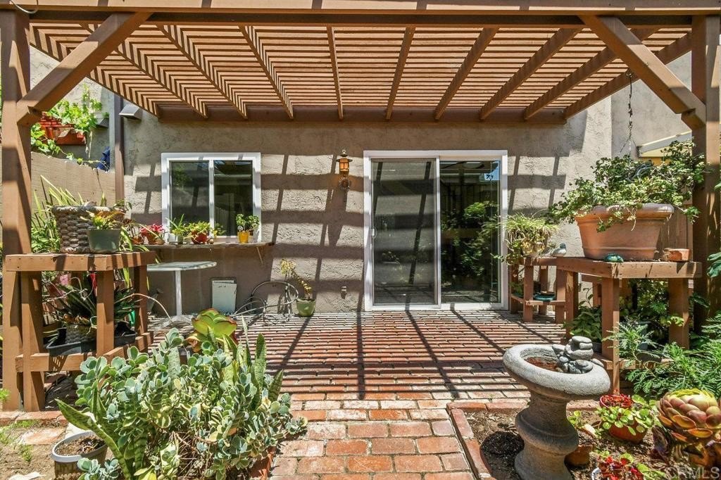 El Cajon, California, 92021, United States, 3 Bedrooms Bedrooms, ,2 BathroomsBathrooms,Residential,For Sale,1874691