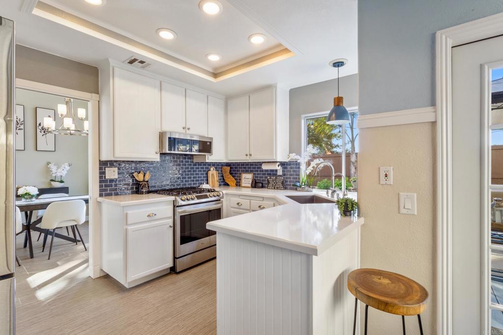 Oceanside, California, 92056, United States, 3 Bedrooms Bedrooms, ,2 BathroomsBathrooms,Residential,For Sale,1988235