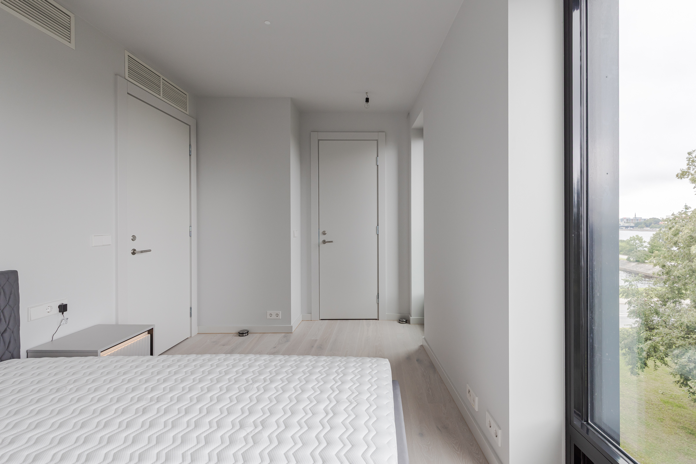  4 room apartment with furniture and with view river Daugava - 物件實景