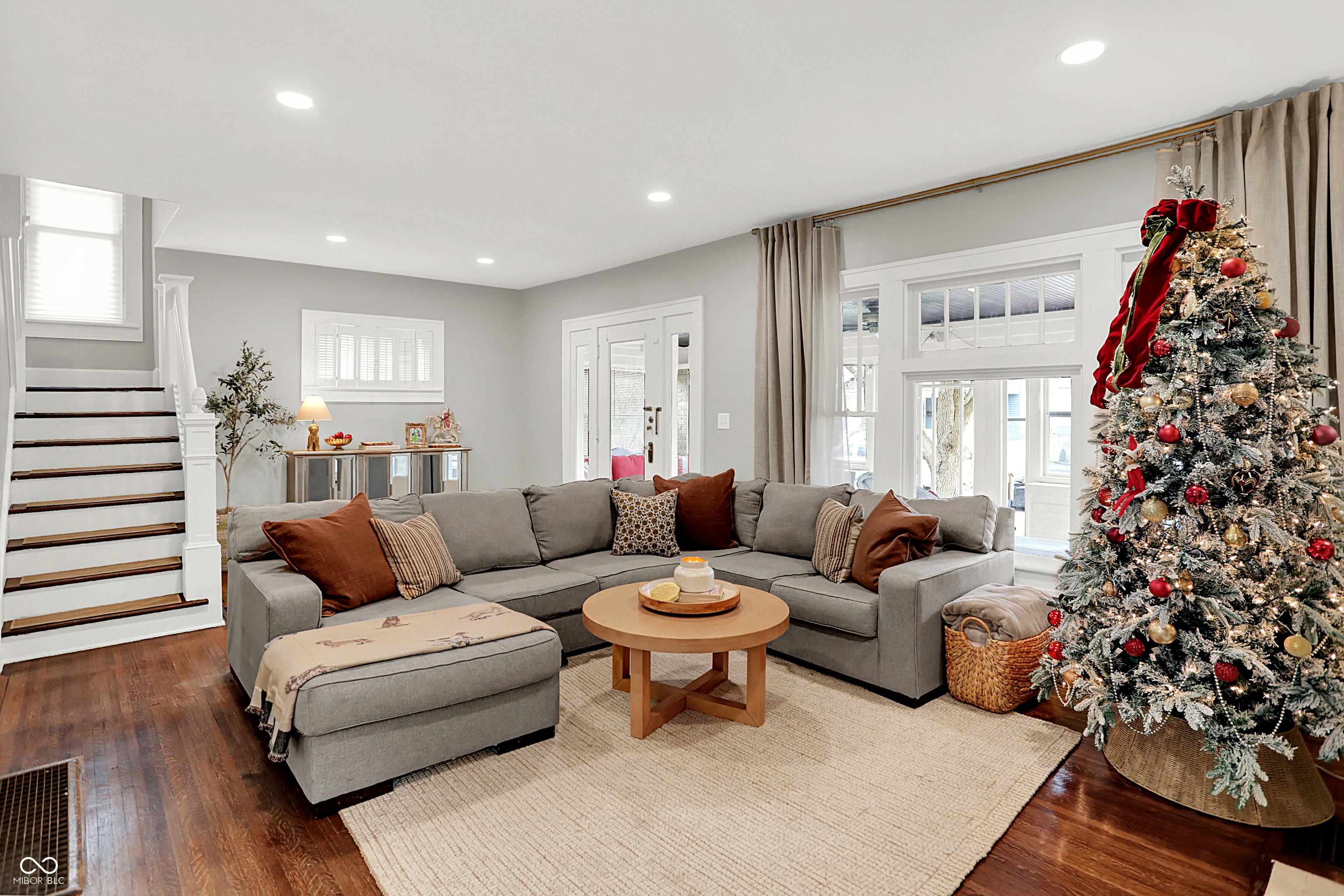 Indianapolis, Indiana, 46205, United States, 3 Bedrooms Bedrooms, ,2 BathroomsBathrooms,Residential,For Sale,2005360