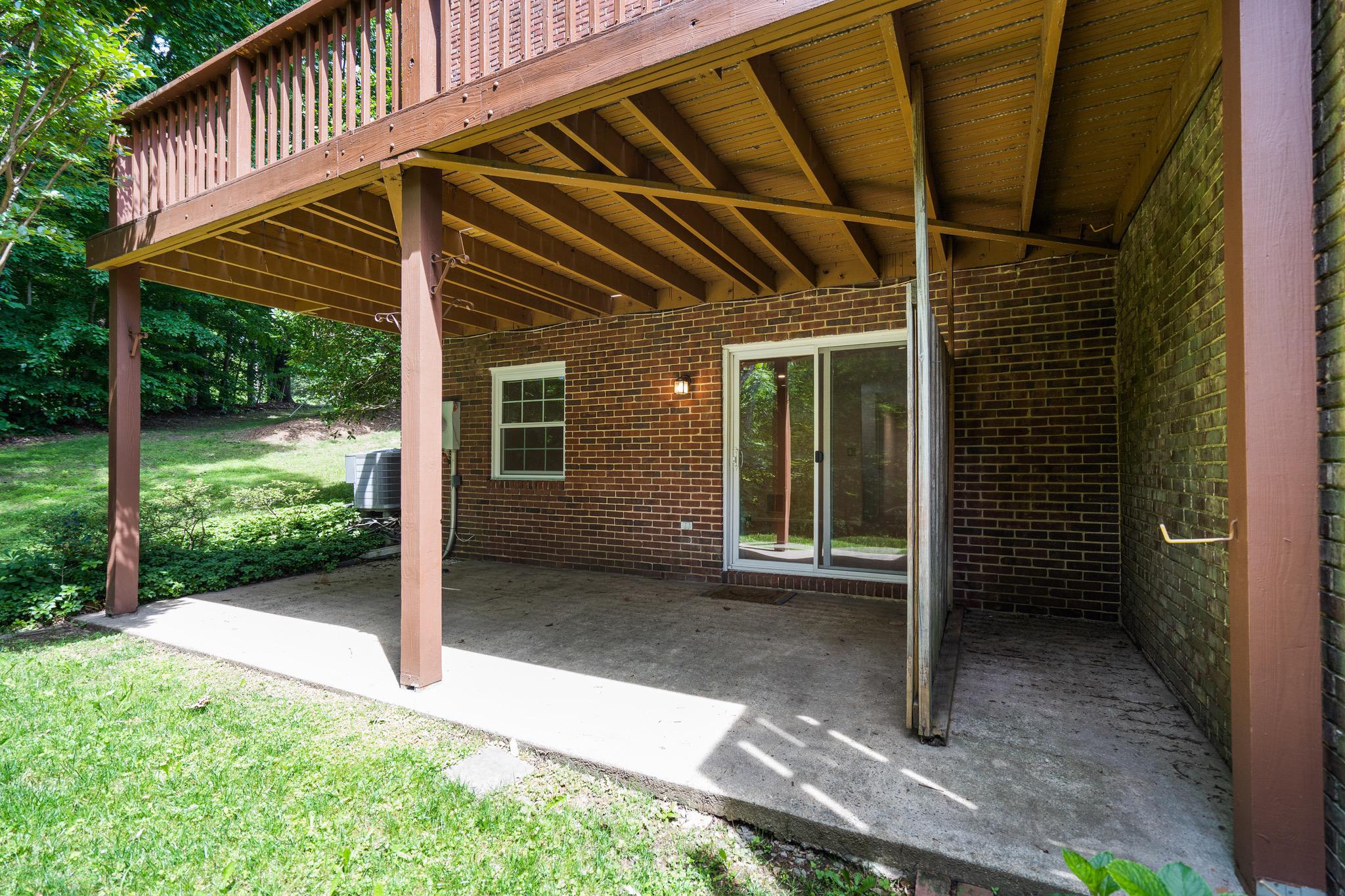  8943 Park Forest Drive, Springfield, VA, 22152 - 物件實景