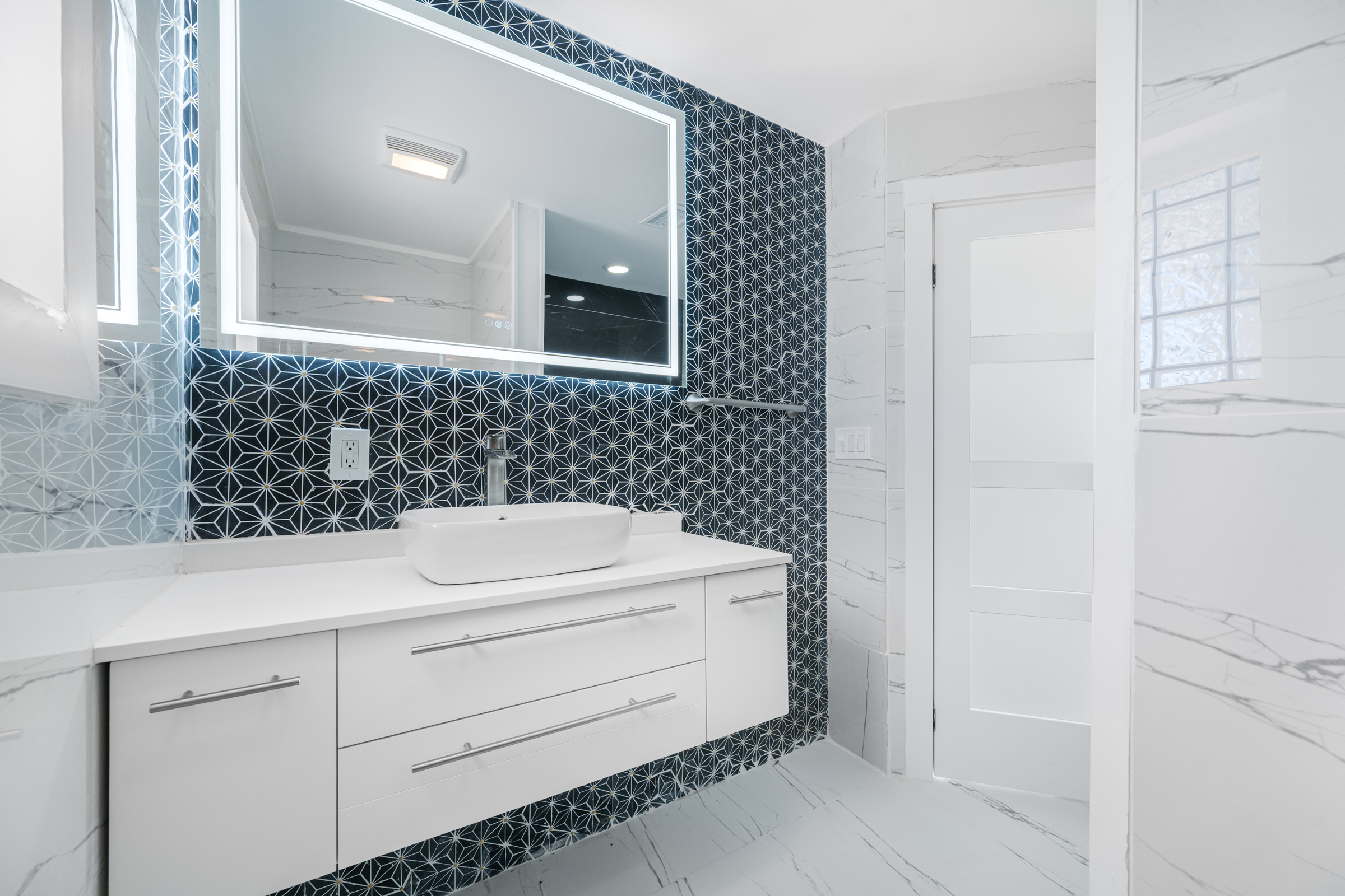 Treasure Island, Florida, 33706, United States, 3 Bedrooms Bedrooms, ,2 BathroomsBathrooms,Residential,For Sale,1990386