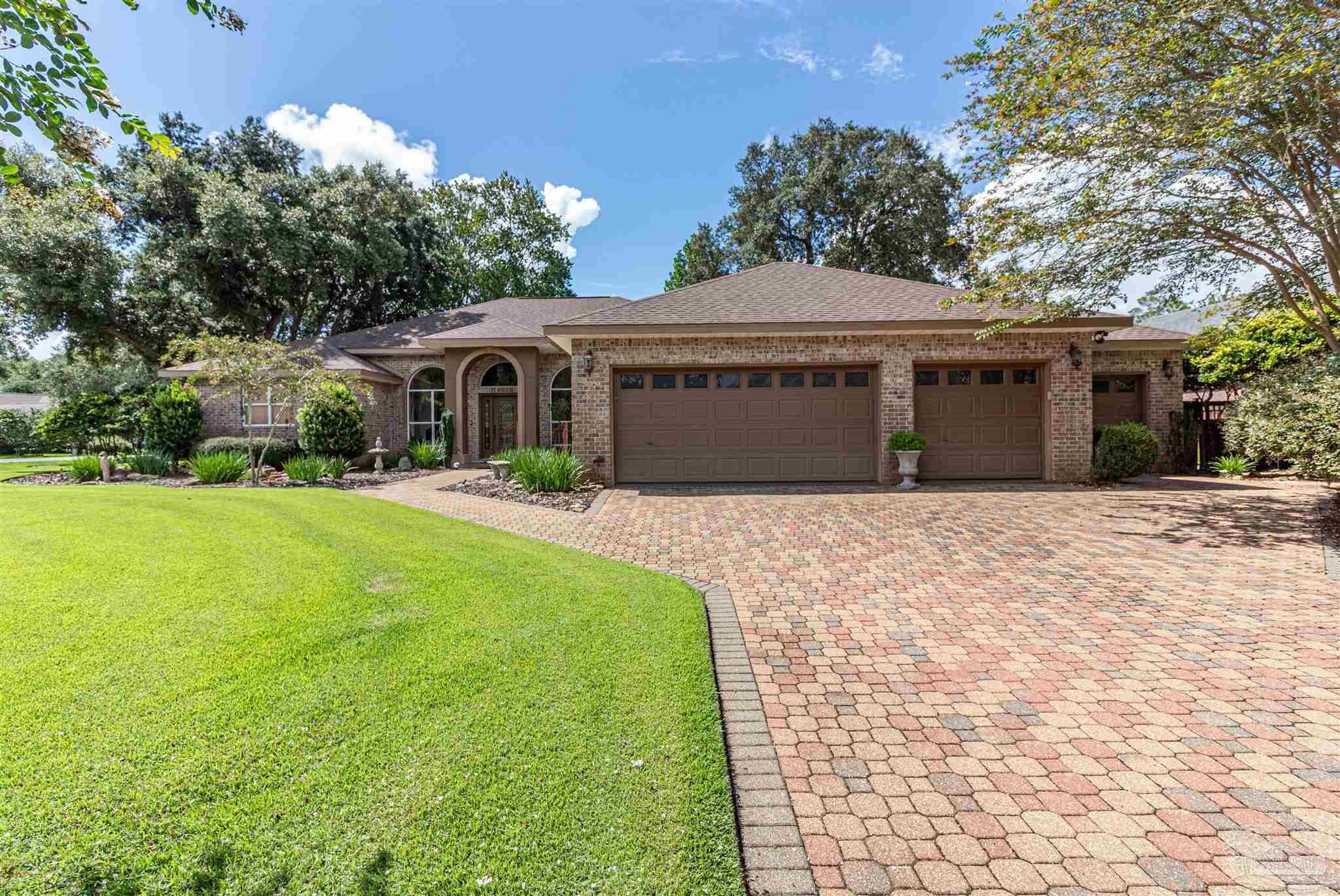 Navarre, Florida, 32566, United States, 3 Bedrooms Bedrooms, ,3 BathroomsBathrooms,Residential,For Sale,1903505