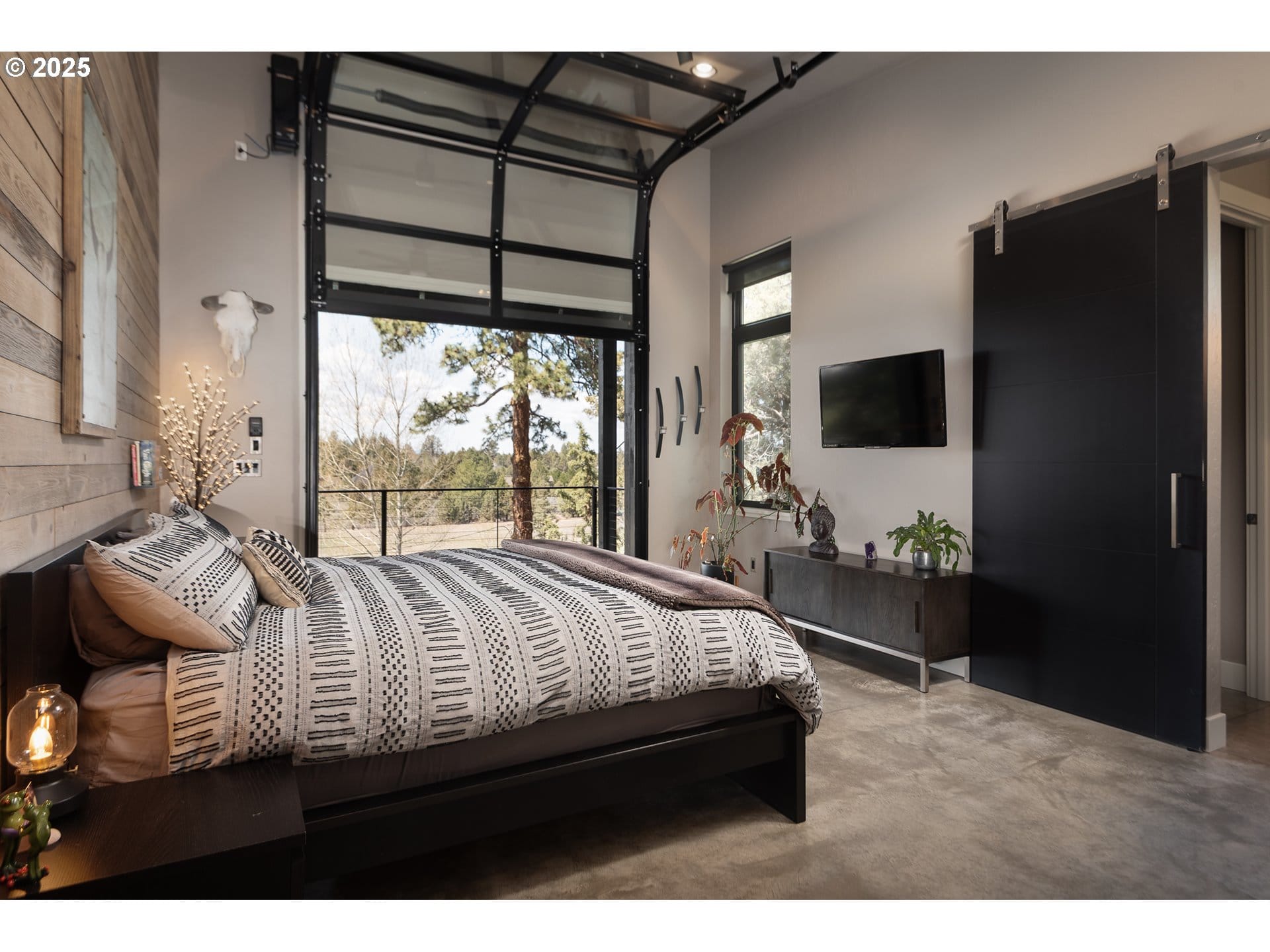  21060 KNOTT RD Bend, OR 97702 - 物件實景