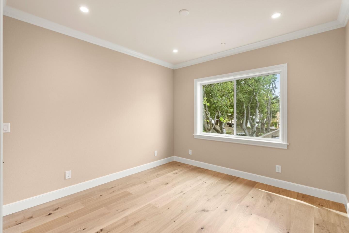 San Mateo, California, 94402, United States, ,Residential,For Sale,1941923