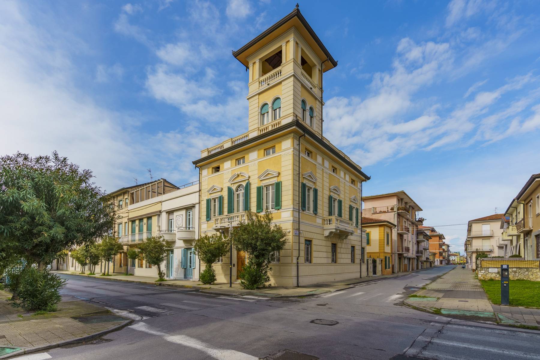  Liberty-style villa with panoramic terrace in Viareggio - 物件實景
