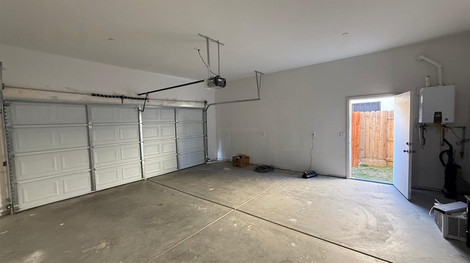 Selma, California, 93662, United States, 4 Bedrooms Bedrooms, ,2 BathroomsBathrooms,Residential,For Sale,1974766