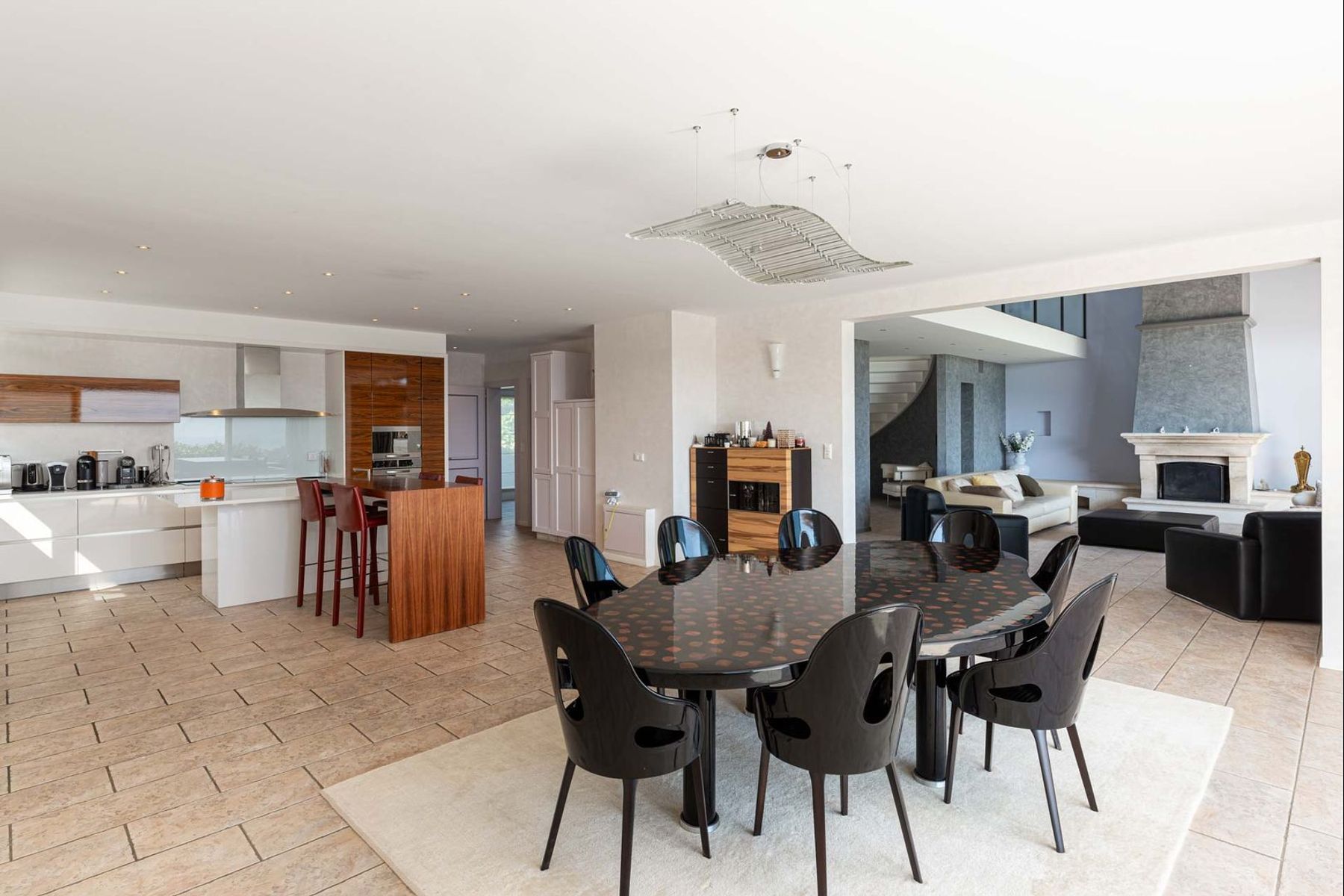  Exceptional property with panoramic view of the lake and the Alps - 物件實景