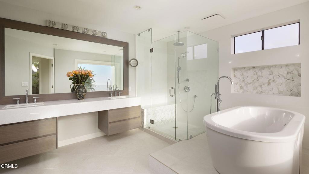 Rancho Palos Verdes, California, 90275, United States, 4 Bedrooms Bedrooms, ,3 BathroomsBathrooms,Residential,For Sale,1999028