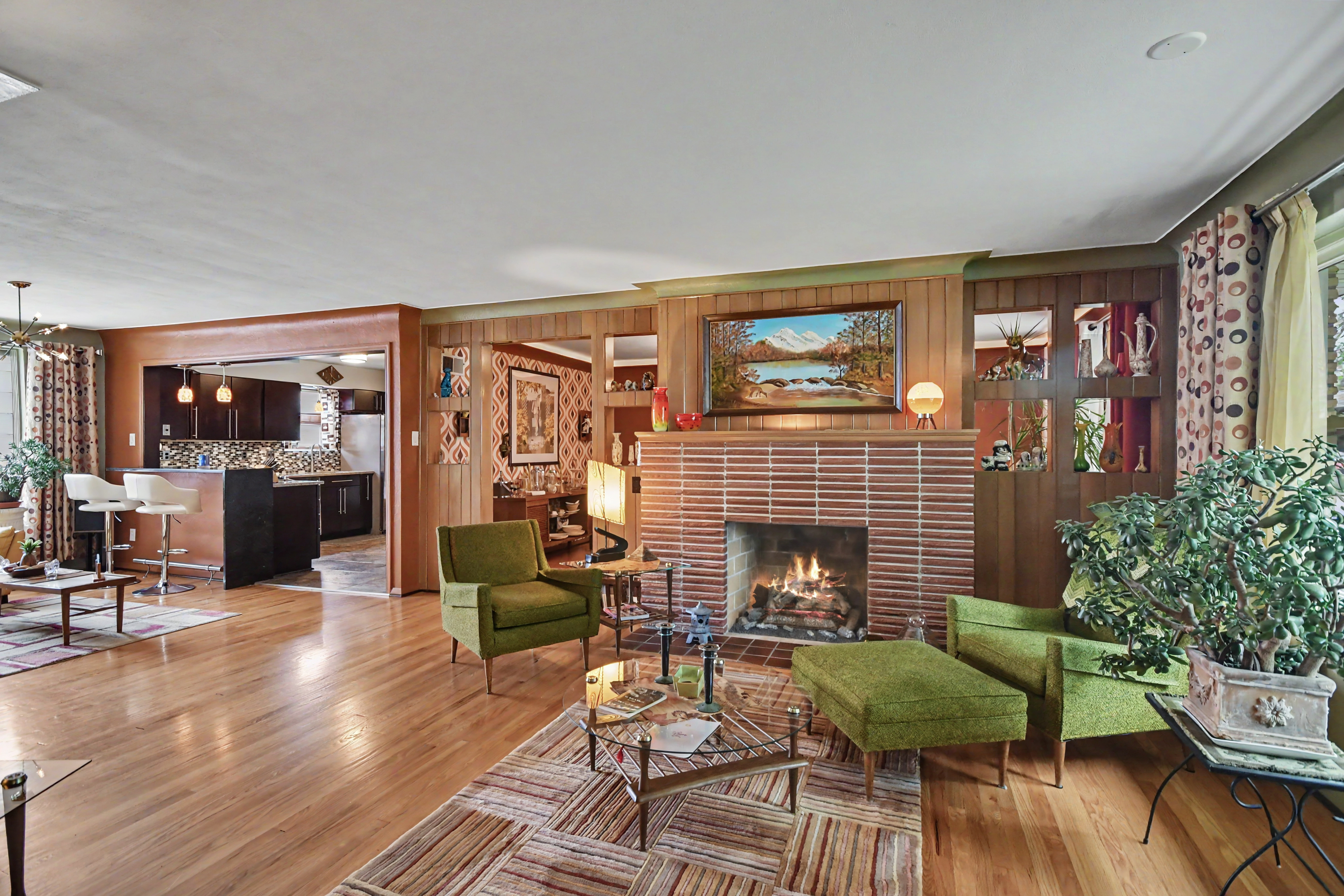  You’ll fall in love with this charming midcentury ranch. - 物件實景