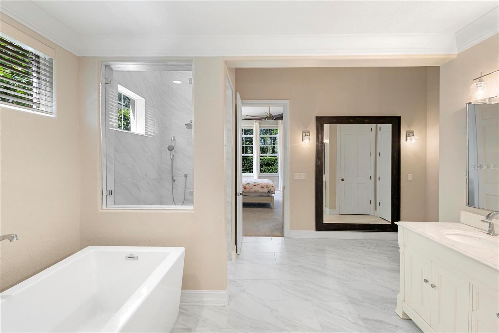 ORLANDO, Florida, 32827, United States, 3 Bedrooms Bedrooms, ,5 BathroomsBathrooms,Residential,For Sale,1825170