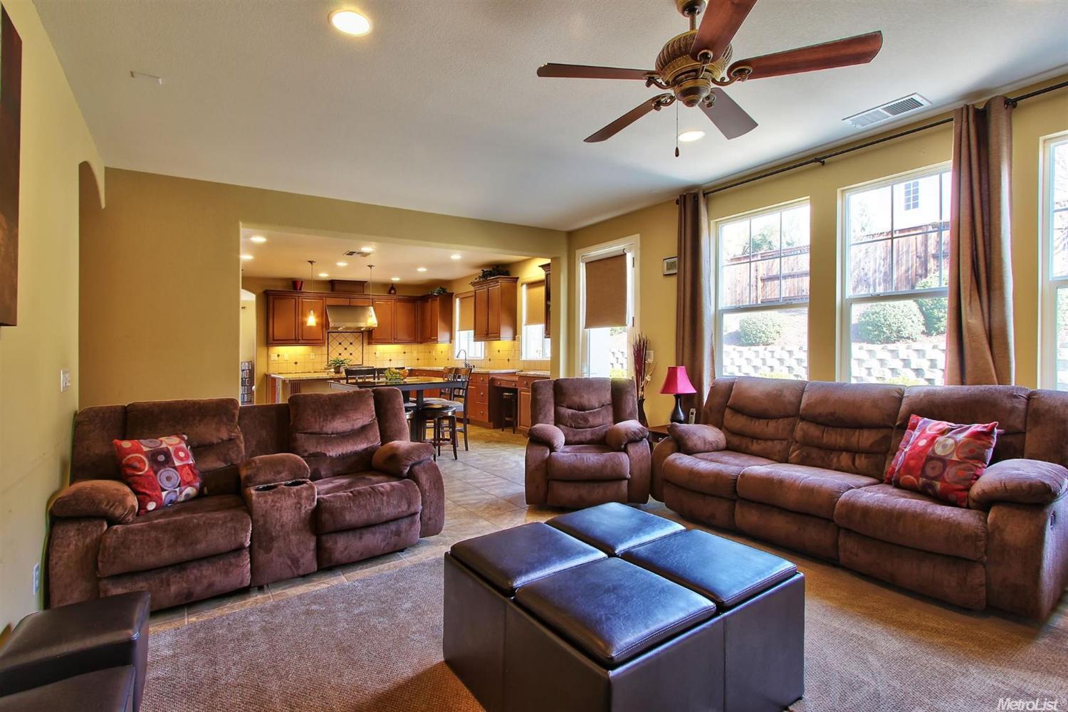 Rocklin, California, 95765, United States, 5 Bedrooms Bedrooms, ,5 BathroomsBathrooms,Residential,For Sale,1860448