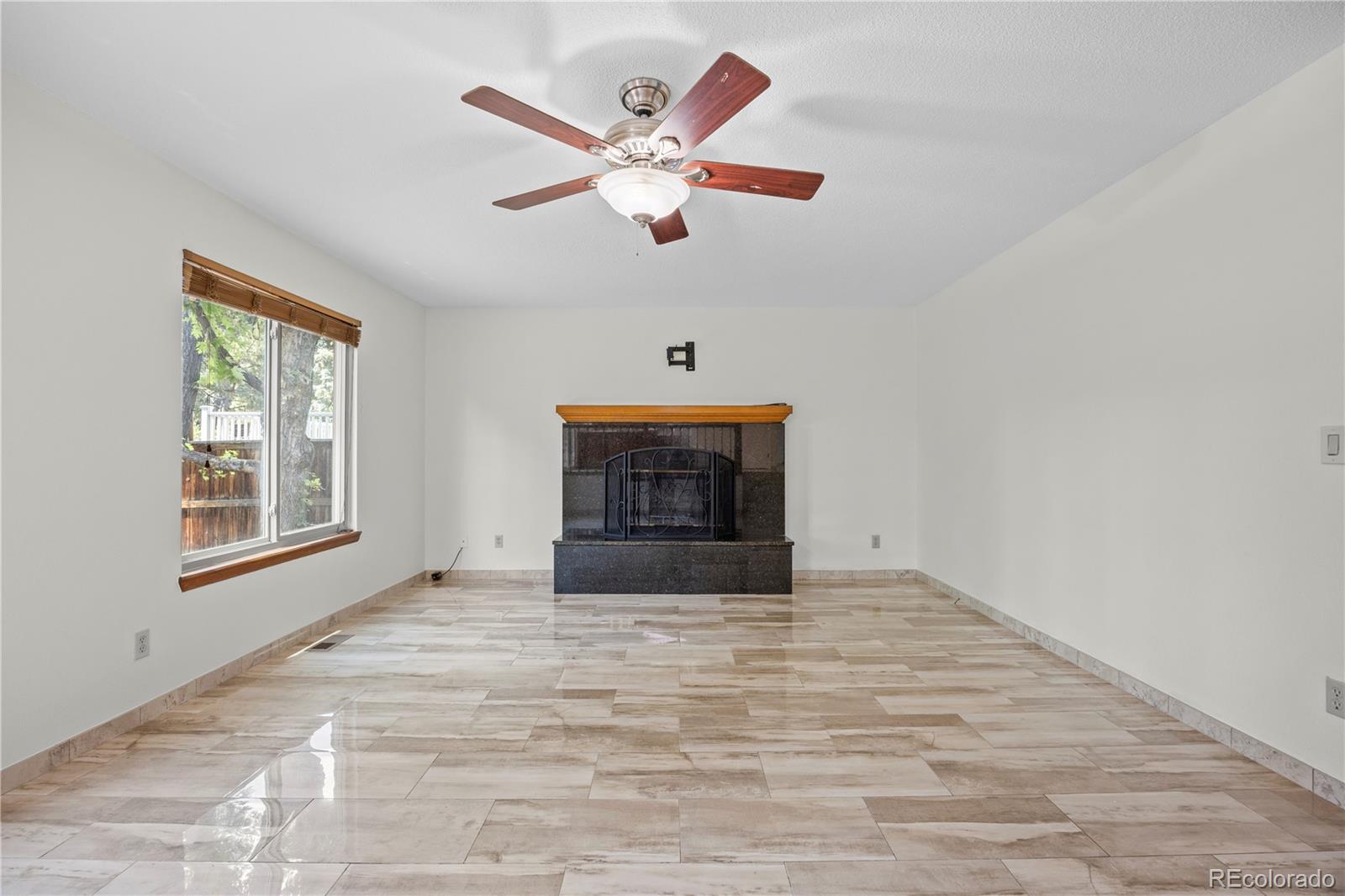 Highlands Ranch, Colorado, 80126, United States, 4 Bedrooms Bedrooms, ,3 BathroomsBathrooms,Residential,For Sale,1883252