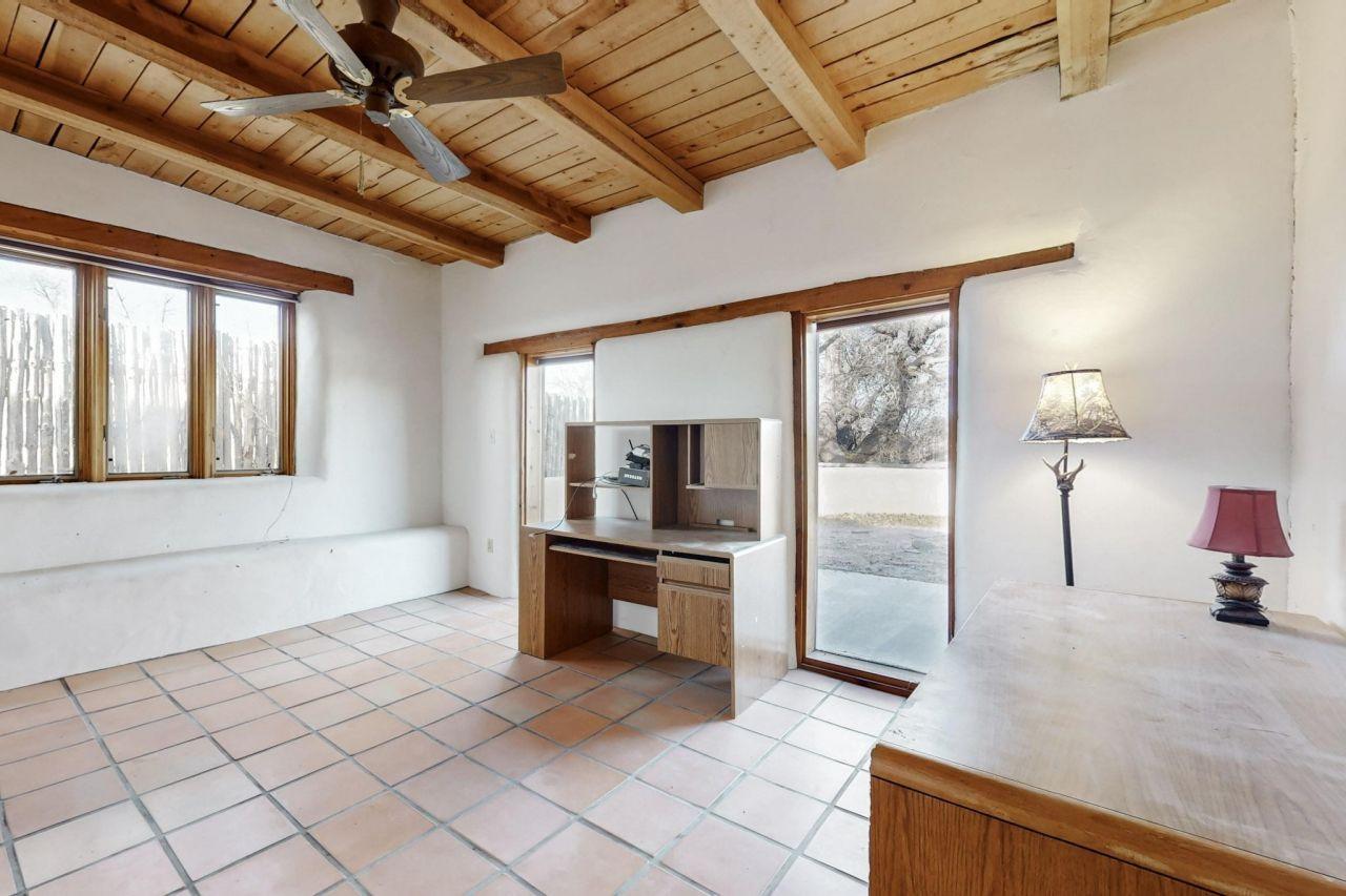 La Mesilla, New Mexico, 87532, United States, 5 Bedrooms Bedrooms, ,2 BathroomsBathrooms,Residential,For Sale,1762122