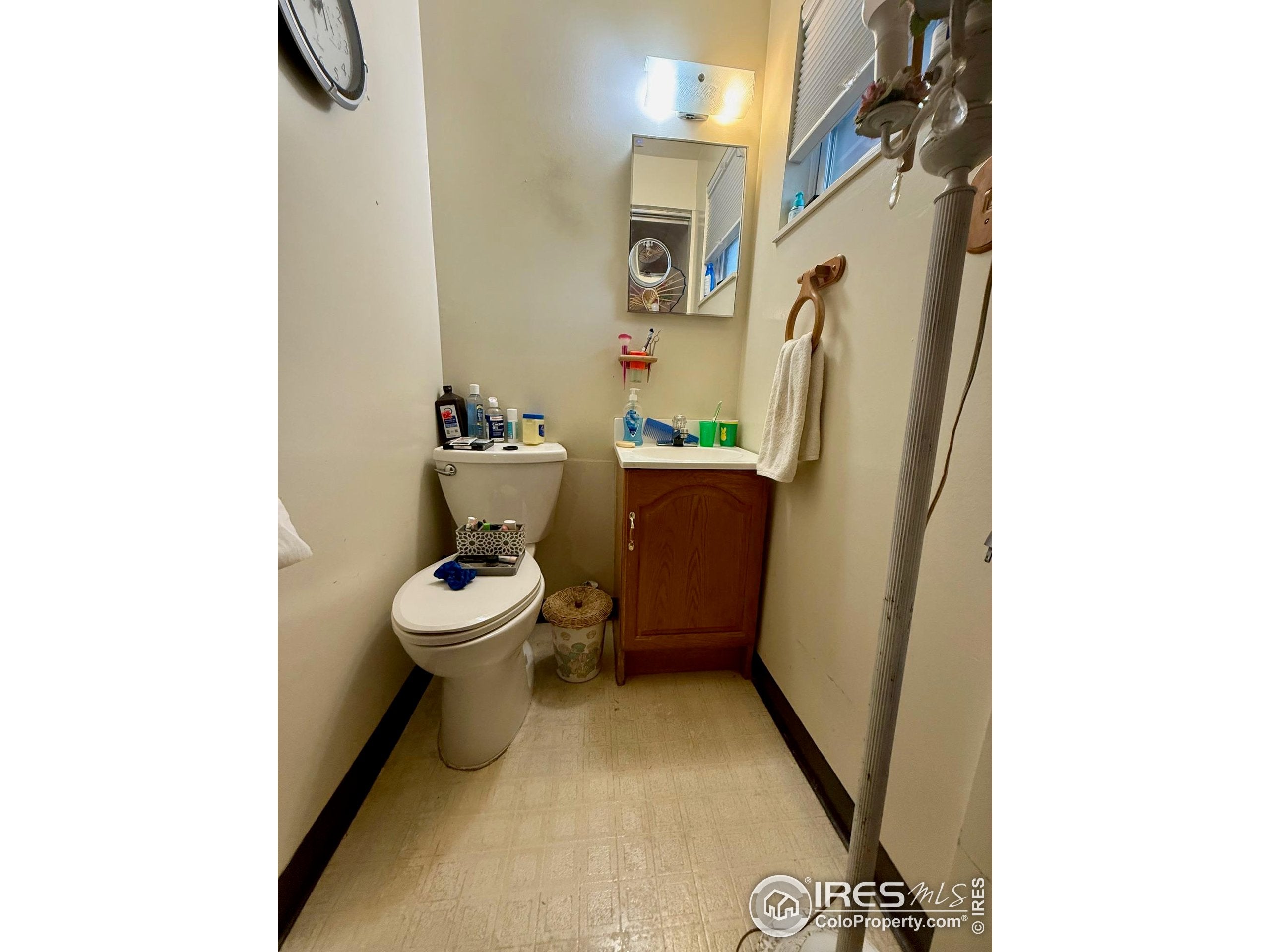 Boulder, Colorado, 80303, United States, 3 Bedrooms Bedrooms, ,2 BathroomsBathrooms,Residential,For Sale,1953346