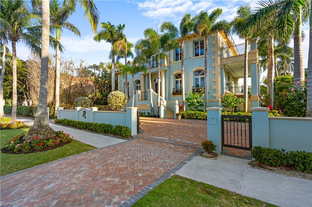 40 5th Ave S, Naples, Florida, 34102, United States, 5 Bedrooms Bedrooms, ,7 BathroomsBathrooms,Residential,For Sale,40 5th Ave S,1482244
