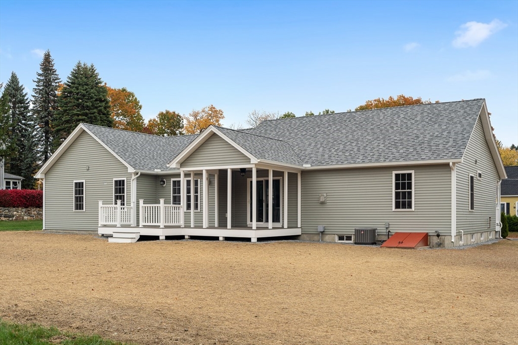 Leominster, Massachusetts, 01453, United States, 3 Bedrooms Bedrooms, ,2 BathroomsBathrooms,Residential,For Sale,1826440