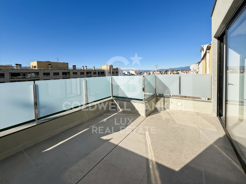 Girona, Empuriabrava, Mox? - Sant Mori, Sector Mox, Empuriabrava, Catalonia, ES, 3 Bedrooms Bedrooms, ,2 BathroomsBathrooms,Residential,For Sale,Girona, Empuriabrava, Mox? - Sant Mori, Sector Mox,1480068