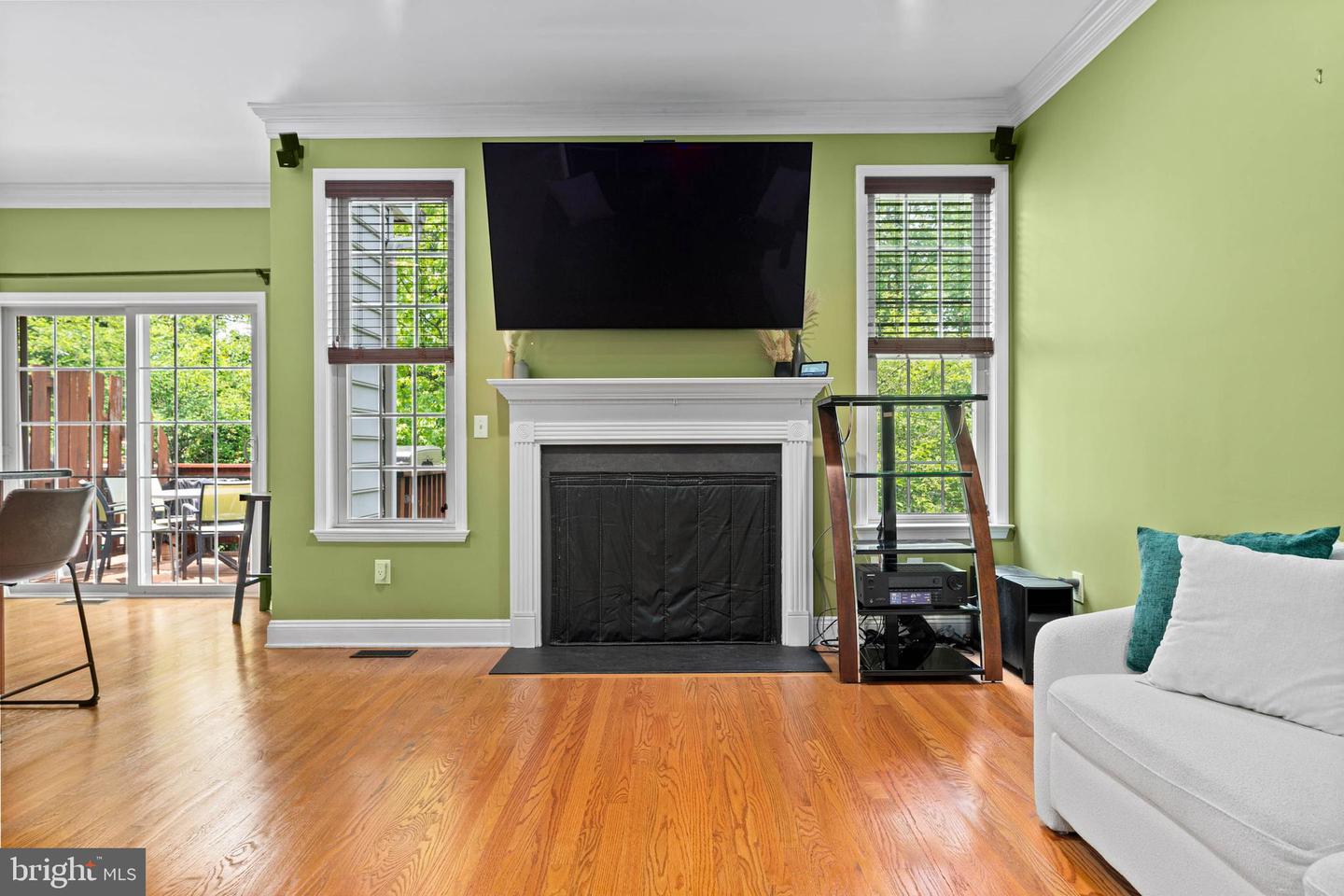 Conshohocken, Pennsylvania, 19428, United States, 3 Bedrooms Bedrooms, ,3 BathroomsBathrooms,Residential,For Sale,1850203