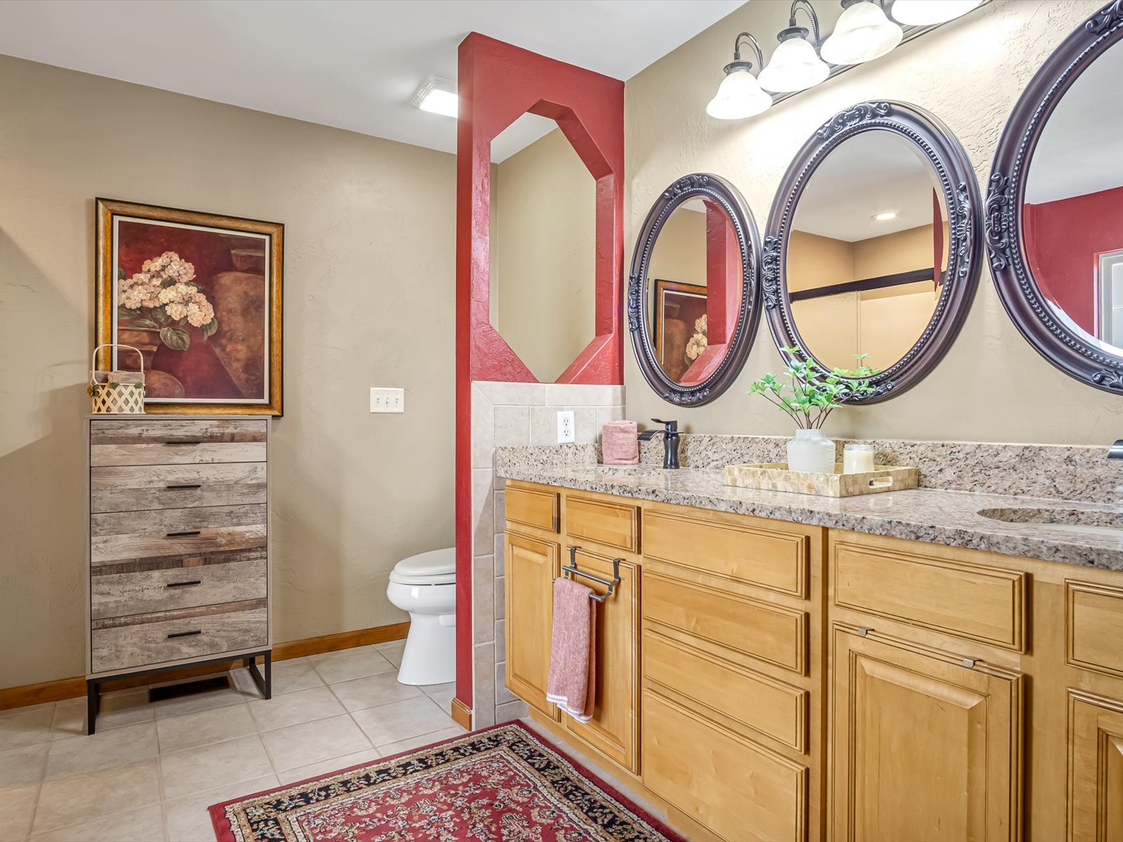 Swansea, Illinois, 62226, United States, 4 Bedrooms Bedrooms, ,4 BathroomsBathrooms,Residential,For Sale,1863975