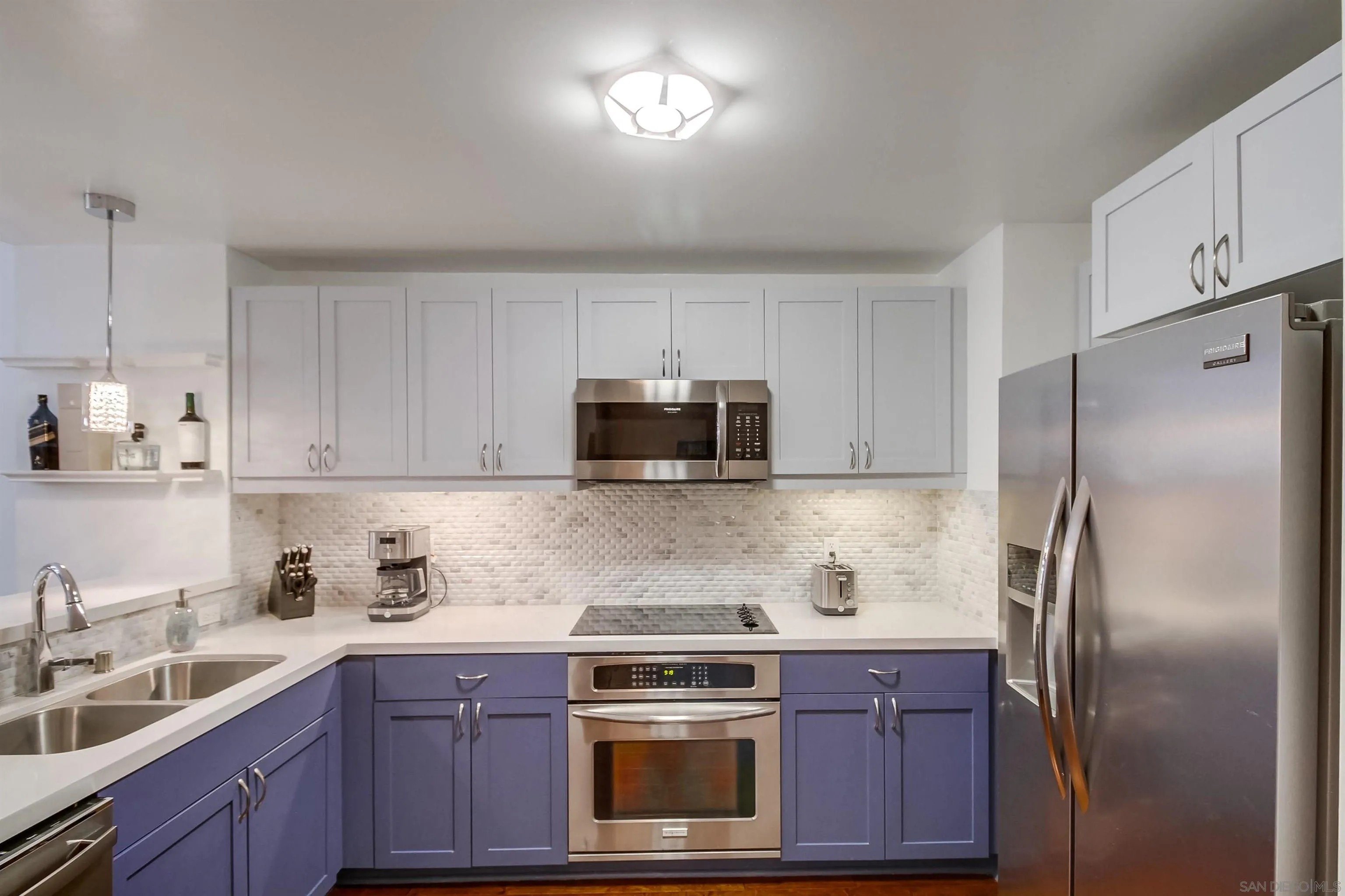 San Diego, California, 92101, United States, 1 Bedroom Bedrooms, ,1 BathroomBathrooms,Residential,For Sale,1962496