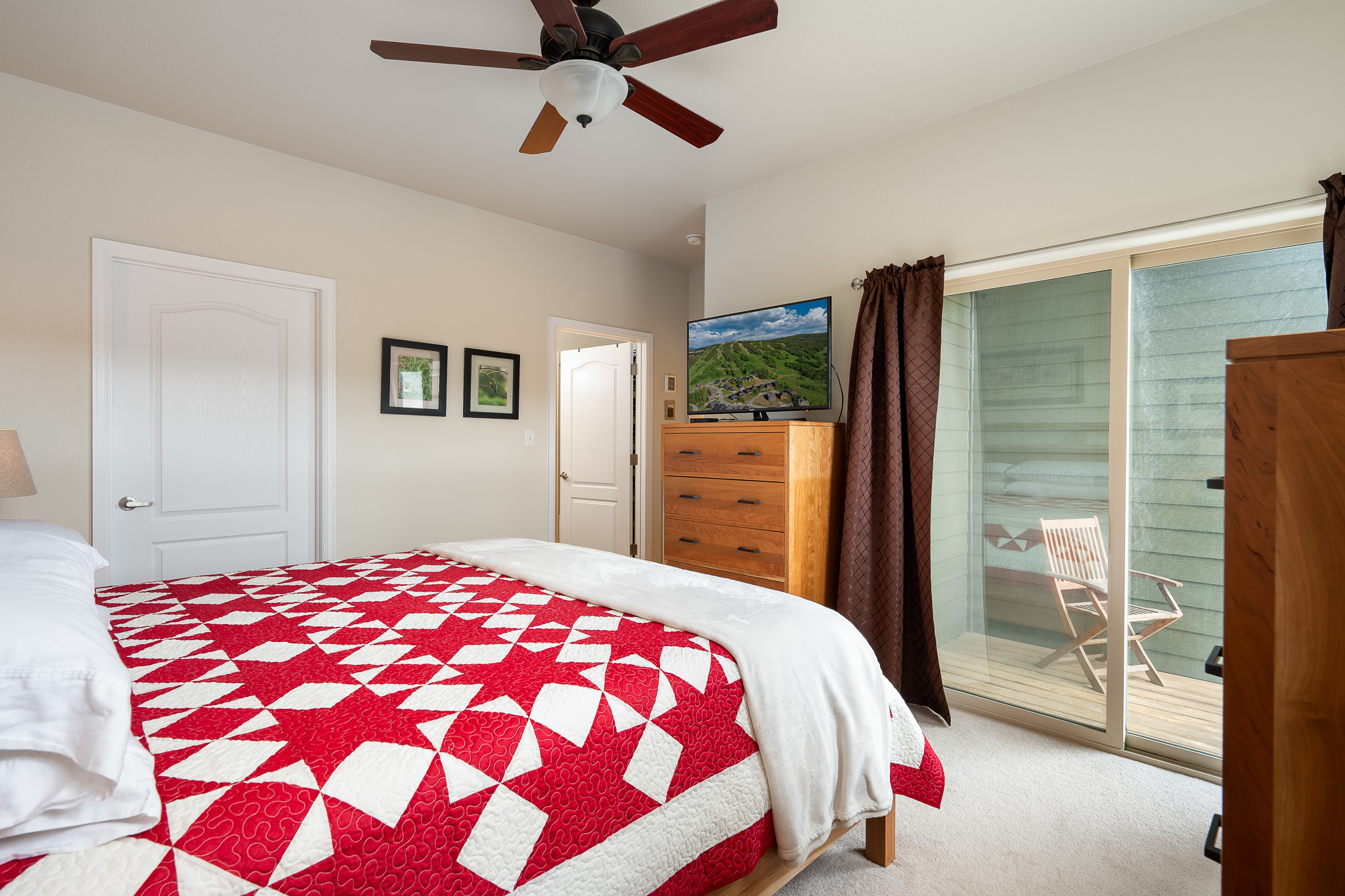  150 Village, A-204,  Granby, CO, 80446 - 物件實景