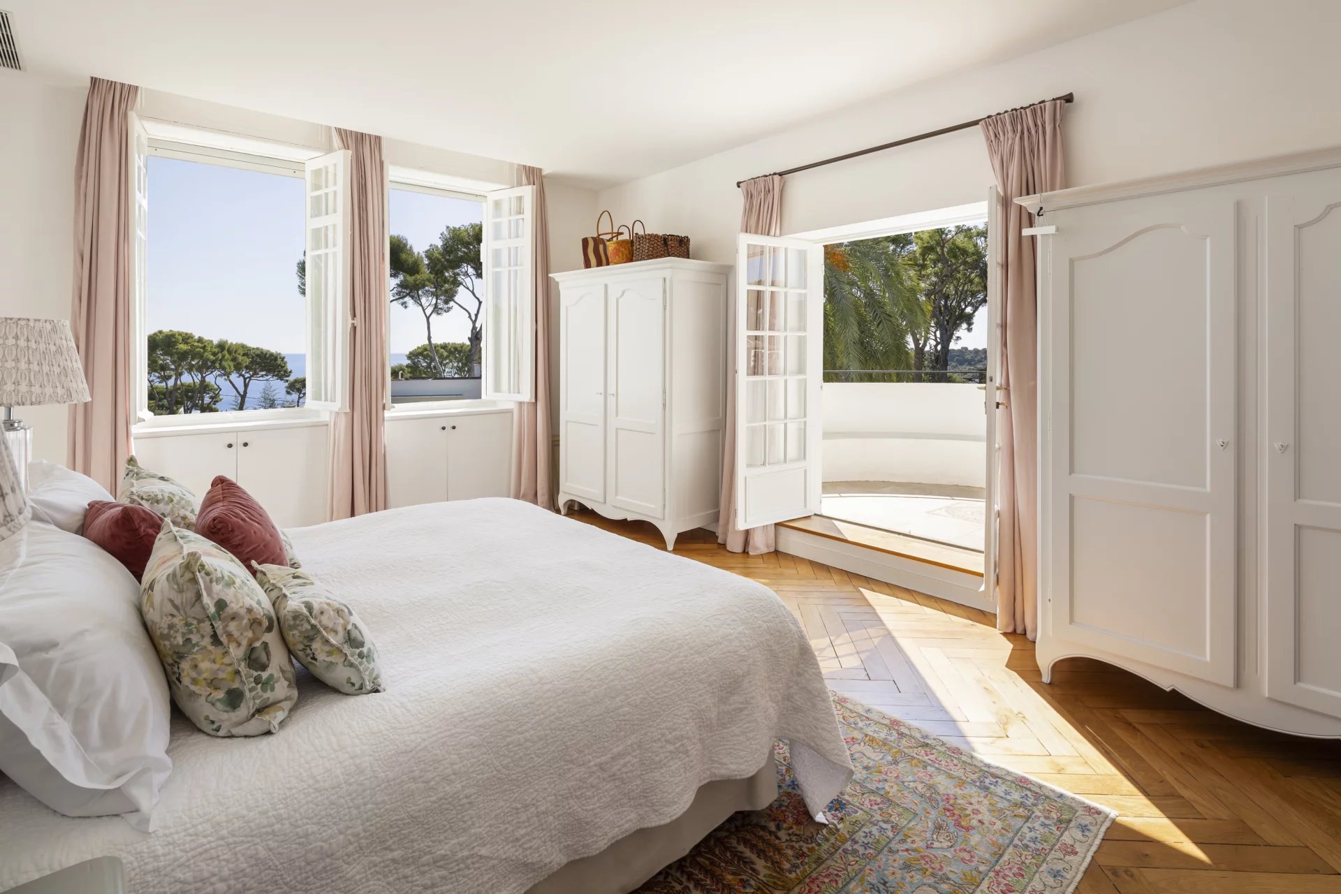 Antibes, Provence-Alpes-Côte d?Azur, 06600, FR, 6 Bedrooms Bedrooms, ,1 BathroomBathrooms,Residential,For Sale,1413850