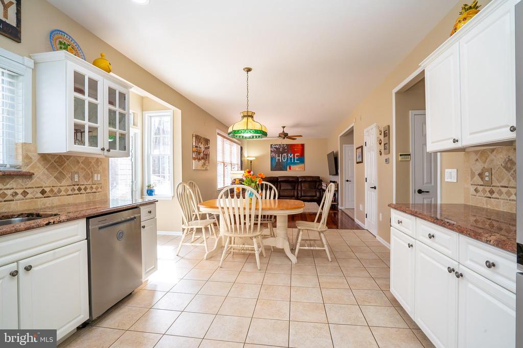 Monmouth Junction, New Jersey, 08852, United States, 4 Bedrooms Bedrooms, ,3 BathroomsBathrooms,Residential,For Sale,1869569