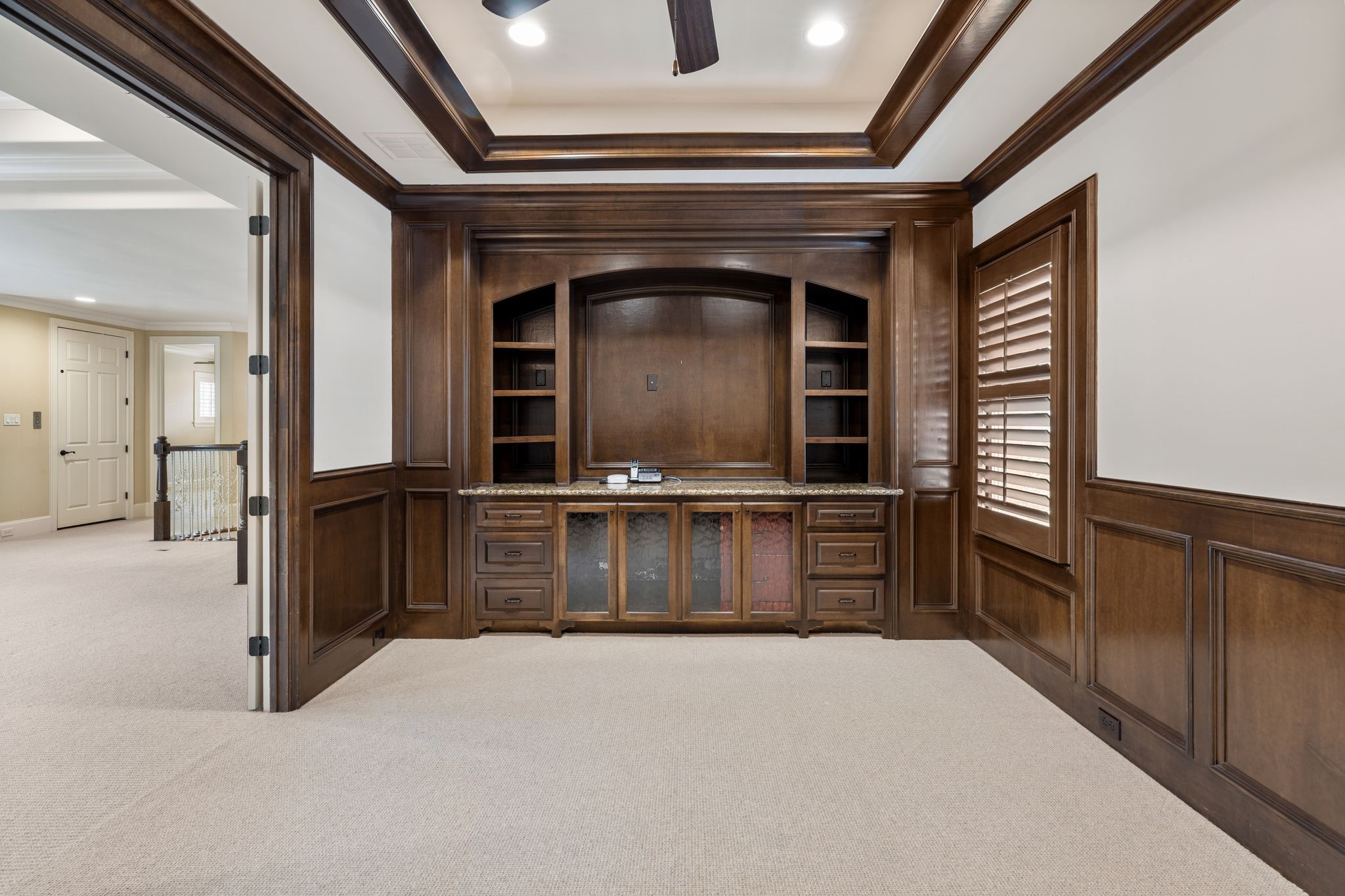  1010 Nantucket Drive F - 物件實景