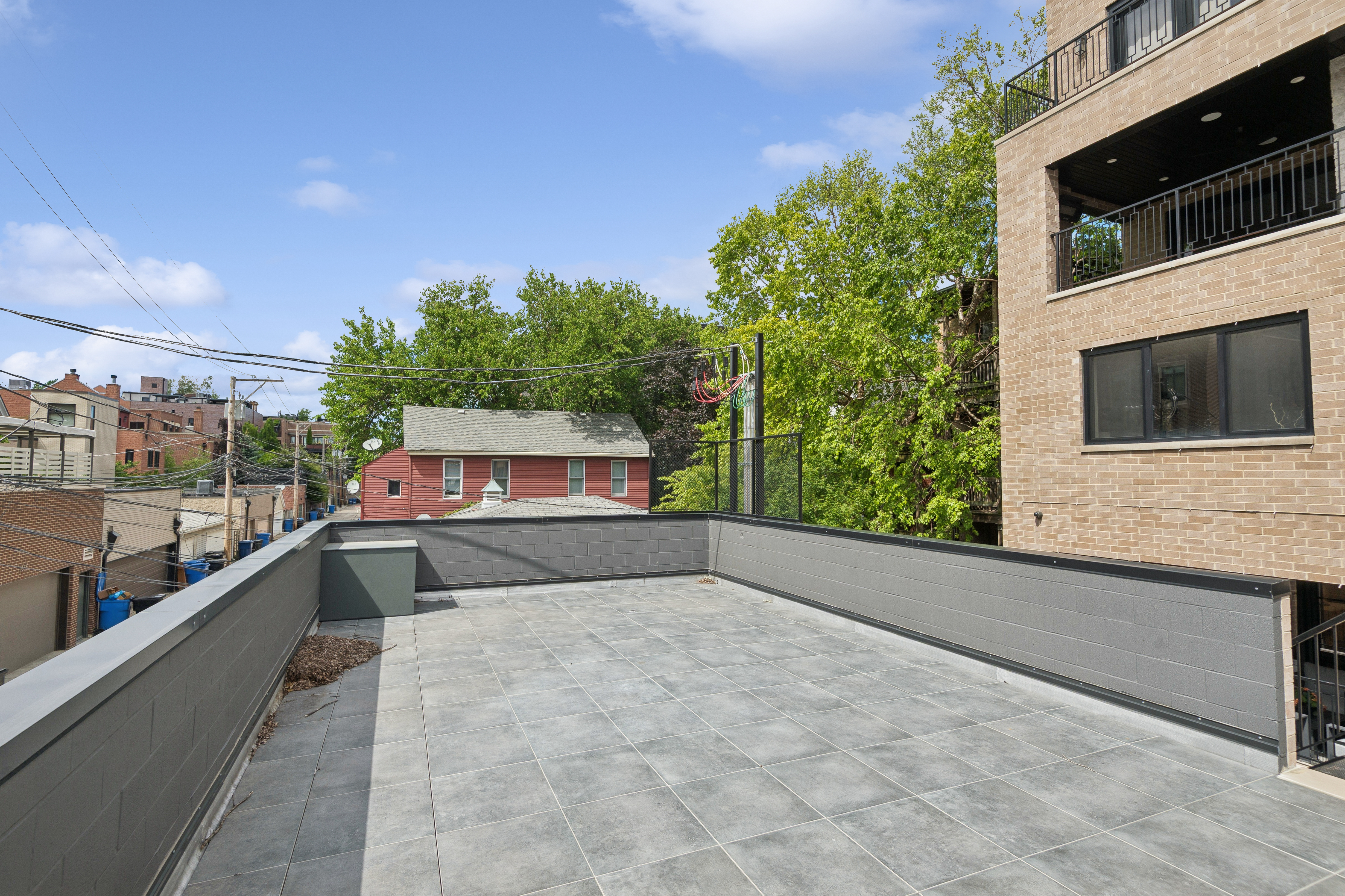  Welcome to this Exceptional Duplex Residence in theHheart of Lincoln Park - 物件實景