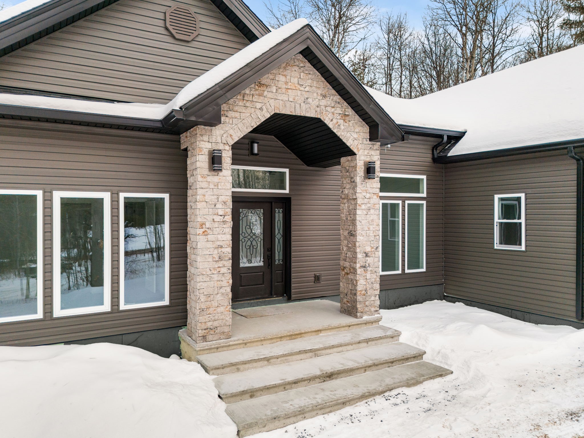Binghamton, New York, 13905, United States, 3 Bedrooms Bedrooms, ,2 BathroomsBathrooms,Residential,For Sale,2018385