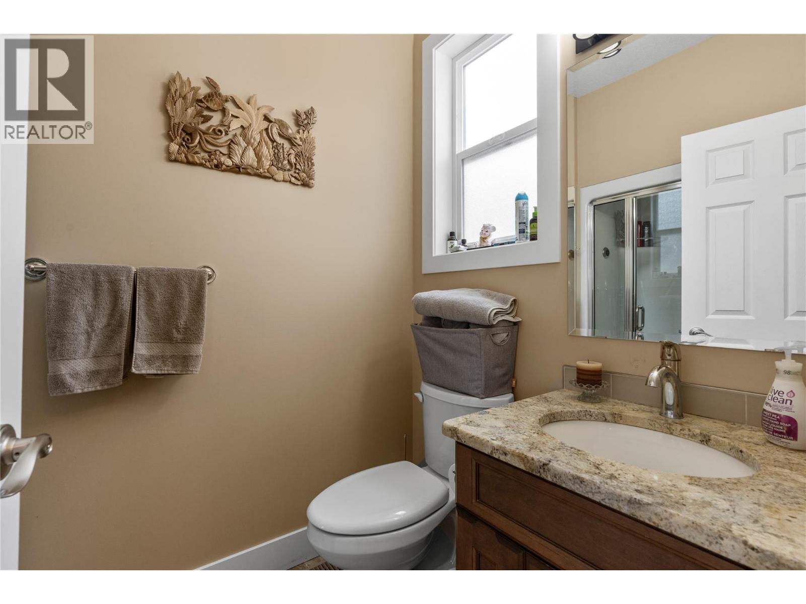 KELOWNA, British Columbia, V1Z 3R8, CA, 2 Bedrooms Bedrooms, ,2 BathroomsBathrooms,Residential,For Sale,1950857
