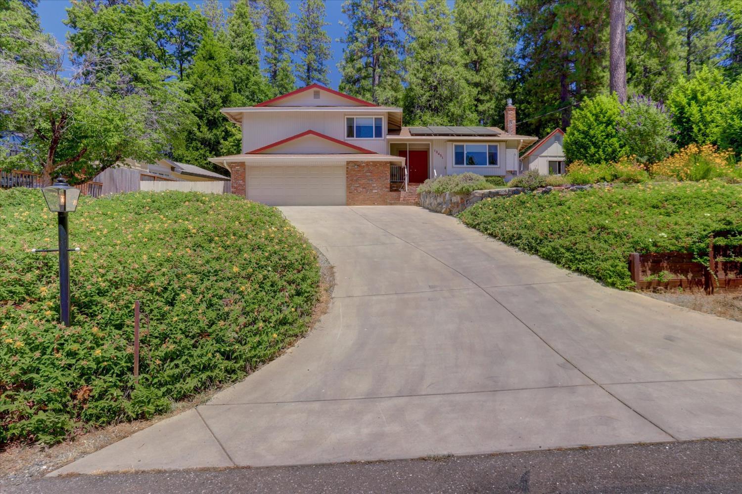 Nevada City, California, 95959, United States, 3 Bedrooms Bedrooms, ,3 BathroomsBathrooms,Residential,For Sale,1858077