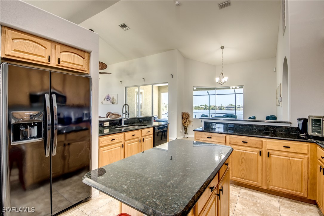 Cape Coral, Florida, 33909, United States, 4 Bedrooms Bedrooms, ,2 BathroomsBathrooms,Residential,For Sale,1870672