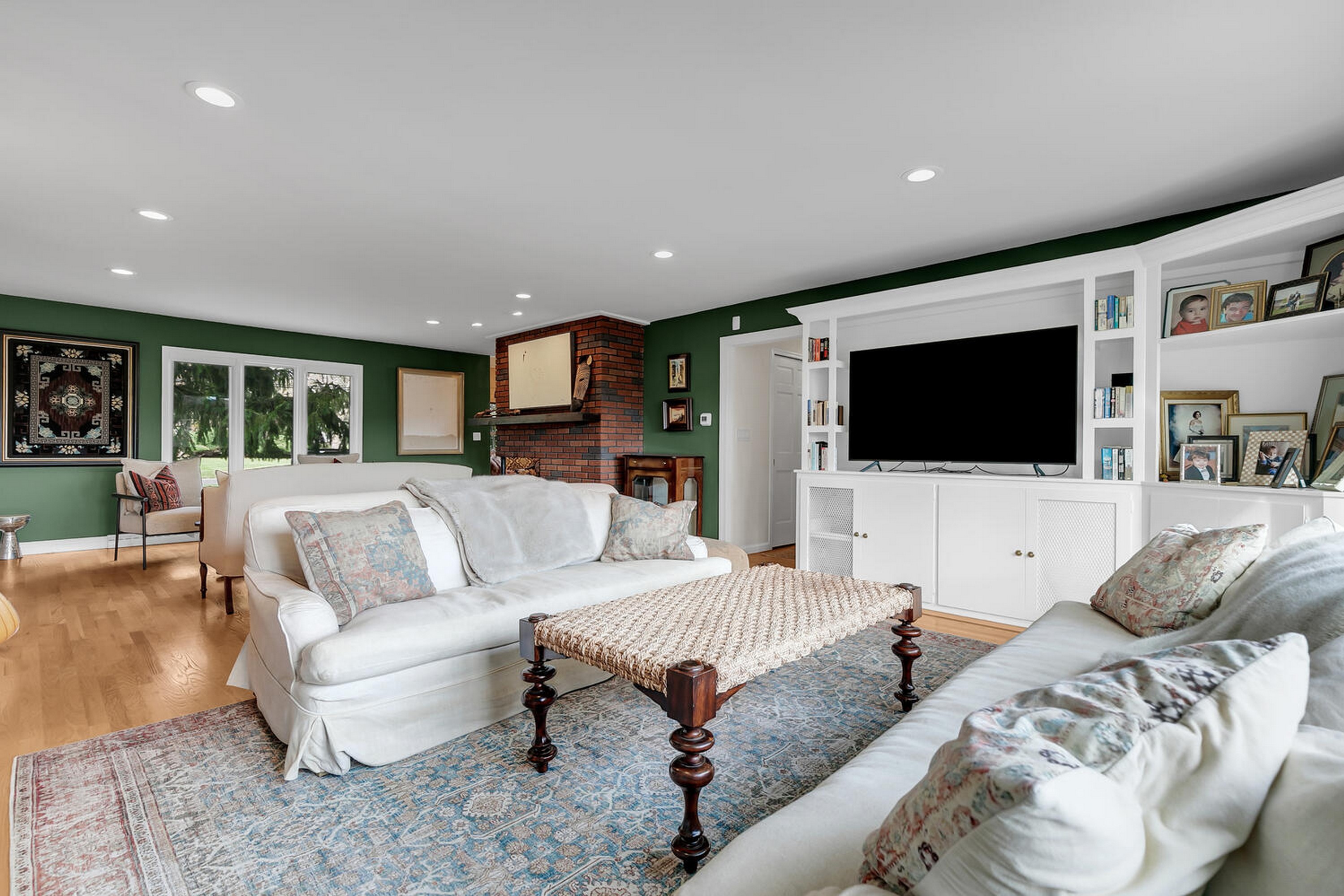  16 Mulberry Lane - 物件實景