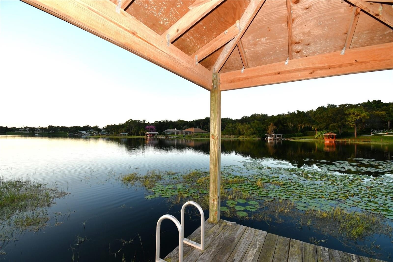 MOUNT DORA, Florida, 32757, United States, 3 Bedrooms Bedrooms, ,2 BathroomsBathrooms,Residential,For Sale,1975805