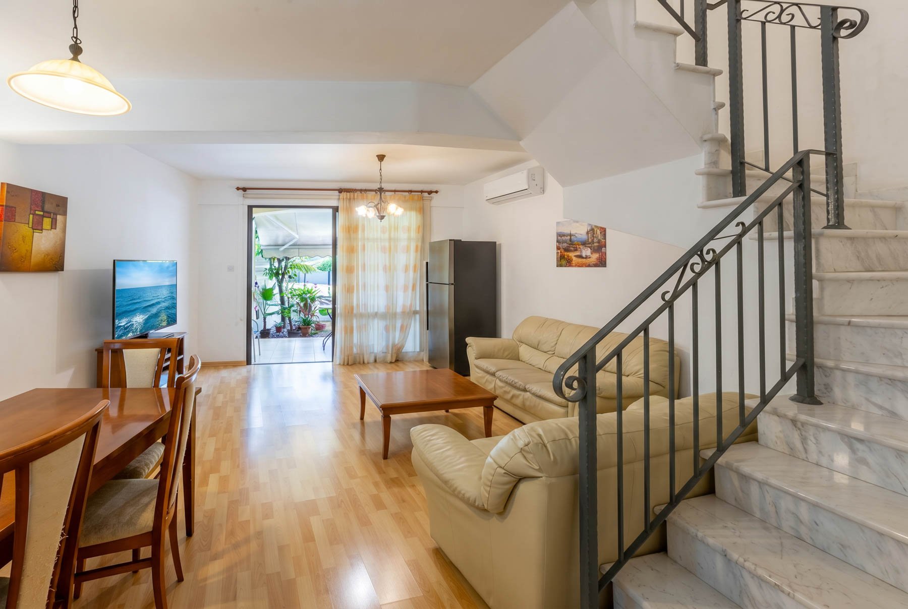  4 Bedroom Townhouse with Private Garden in Germasogeia, Limassol - 物件實景