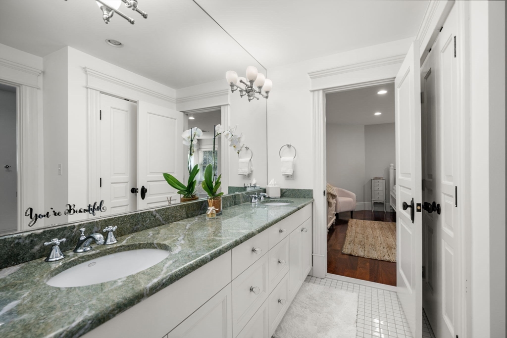 Milton, Massachusetts, 02186, United States, 6 Bedrooms Bedrooms, ,6 BathroomsBathrooms,Residential,For Sale,1940857