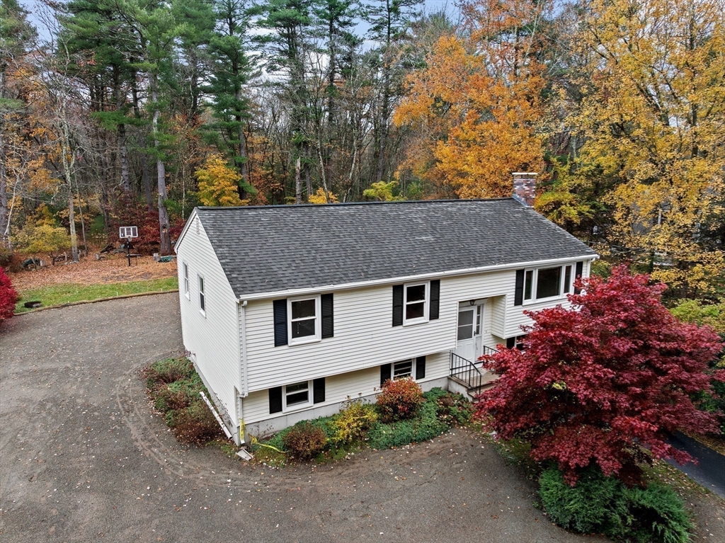 Mansfield, Massachusetts, 02048, United States, 3 Bedrooms Bedrooms, ,2 BathroomsBathrooms,Residential,For Sale,1991950