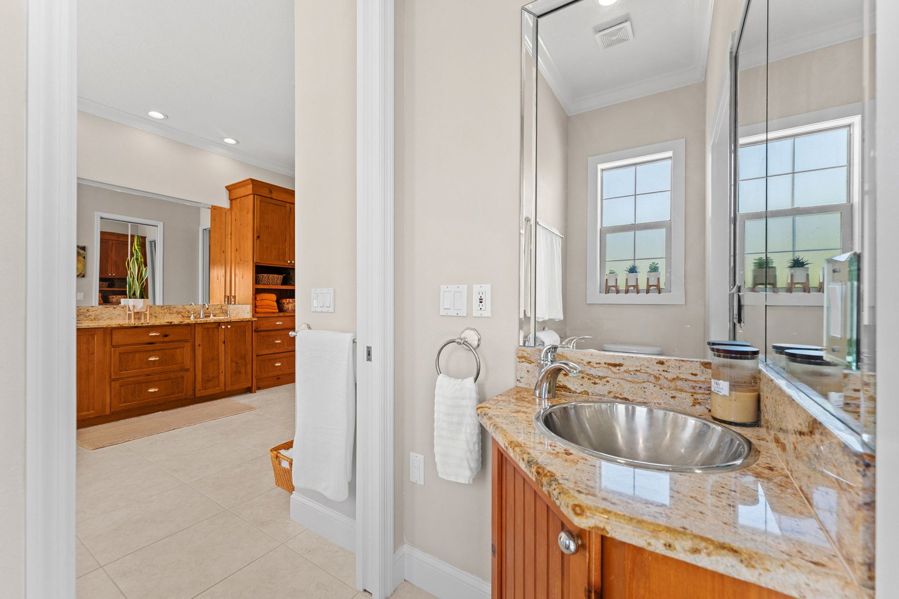 240 Deland Avenue, Indialantic, FL, 32903 - 物件實景