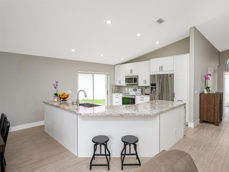 Pembroke Pines, Florida, 33027, United States, 3 Bedrooms Bedrooms, ,2 BathroomsBathrooms,Residential,For Sale,1885741