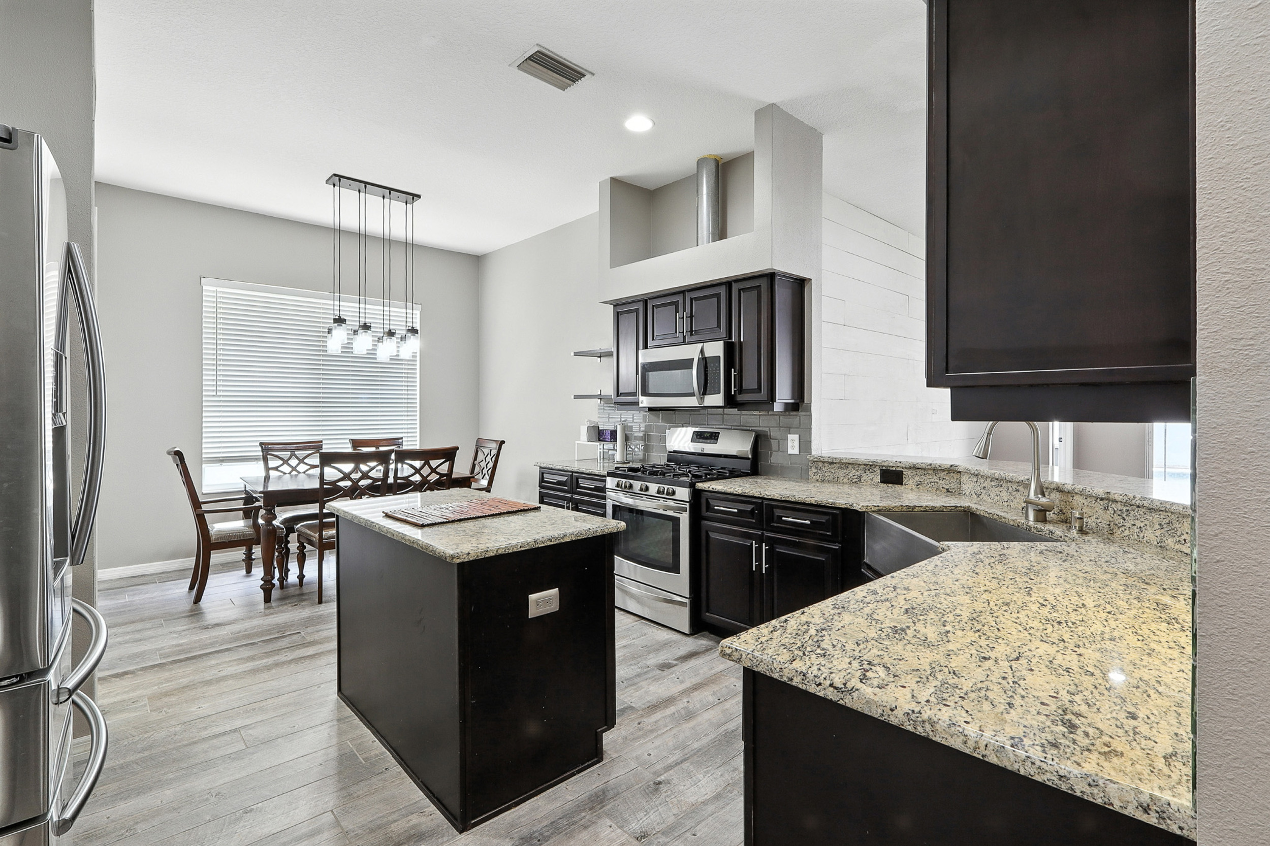 LUTZ, Florida, 33558, United States, 3 Bedrooms Bedrooms, ,2 BathroomsBathrooms,Residential,For Sale,1981112