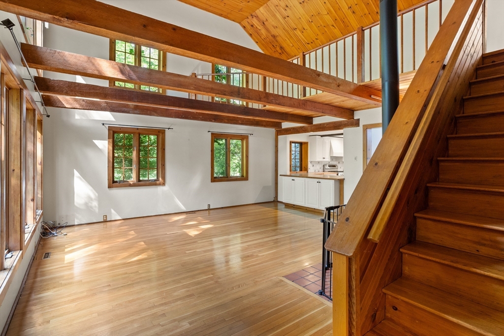 Sudbury, Massachusetts, 01776, United States, 4 Bedrooms Bedrooms, ,3 BathroomsBathrooms,Residential,For Sale,1940388