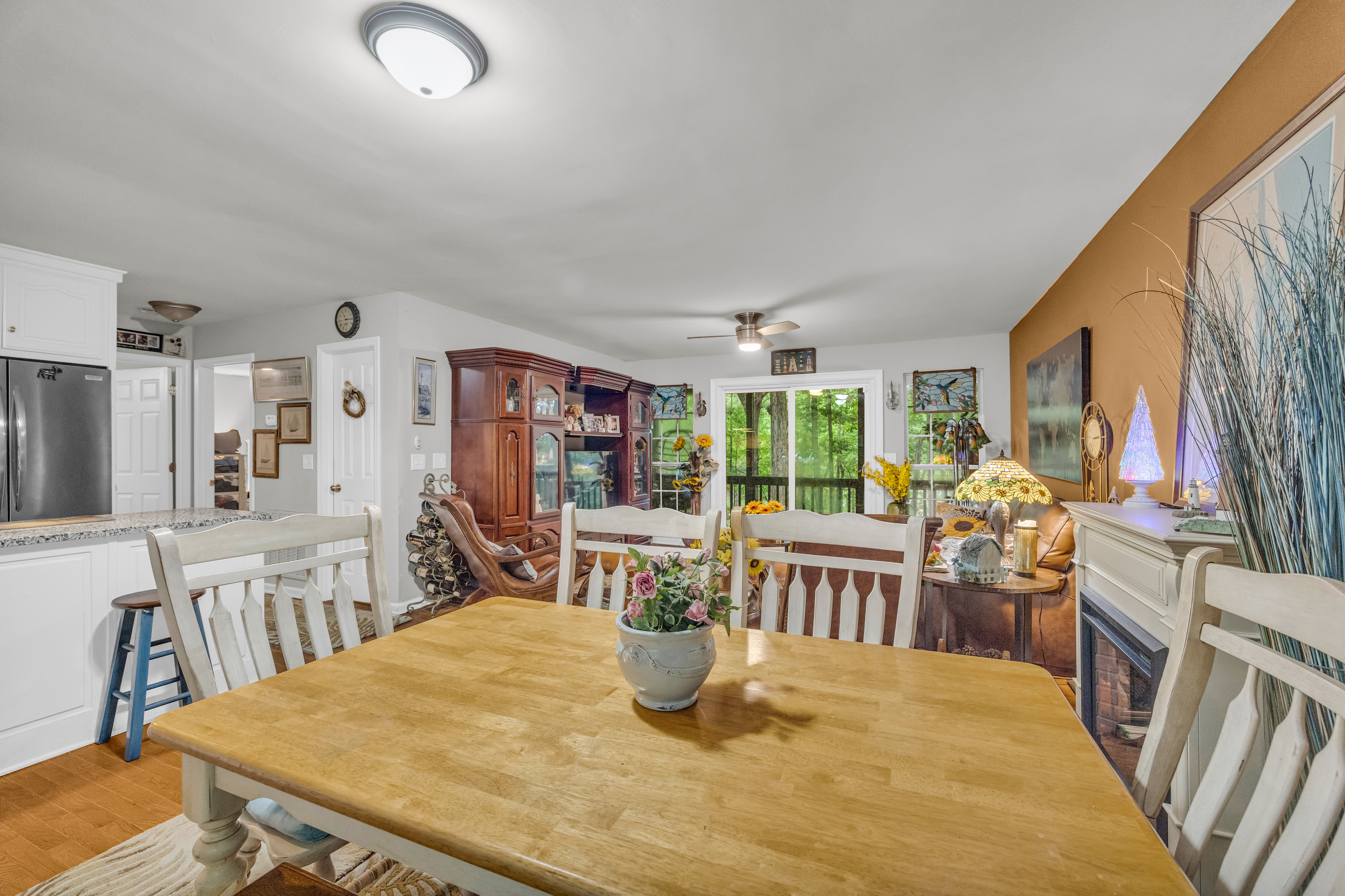 Hartwell, Georgia, 30643, United States, 2 Bedrooms Bedrooms, ,1 BathroomBathrooms,Residential,For Sale,1908192