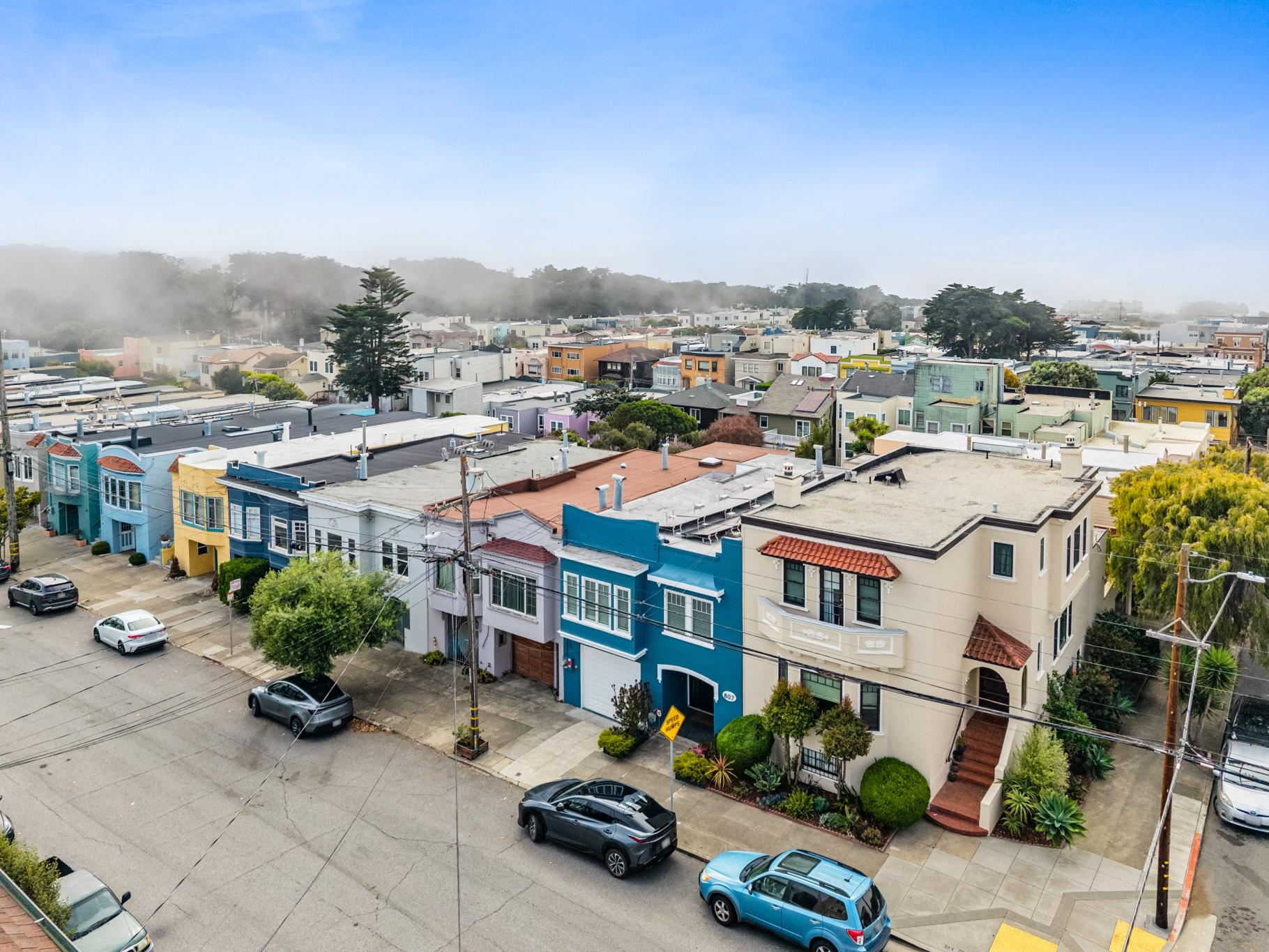  807 42nd Avenue - 物件實景