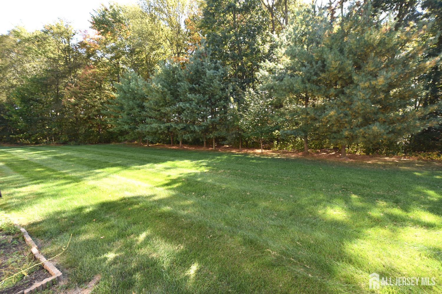 North Brunswick, New Jersey, 08902, United States, 3 Bedrooms Bedrooms, ,3 BathroomsBathrooms,Residential,For Sale,1992590